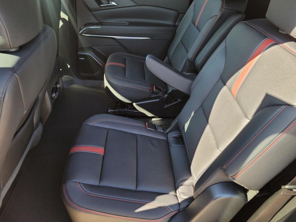 new 2026 Chevrolet Traverse car, priced at $55,196