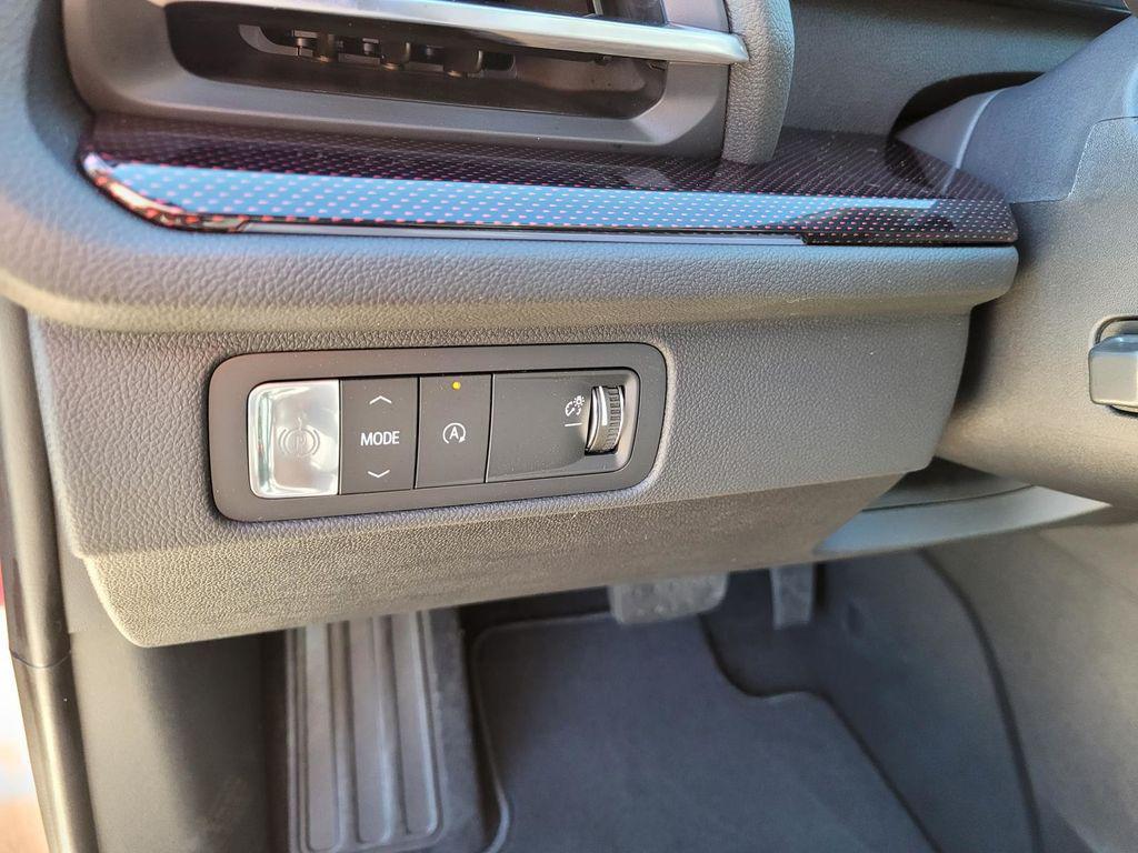 new 2026 Chevrolet Traverse car, priced at $55,196