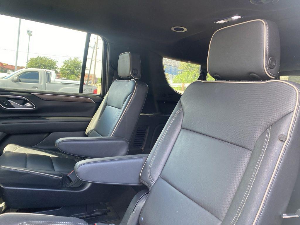 used 2023 Chevrolet Suburban car, priced at $44,669