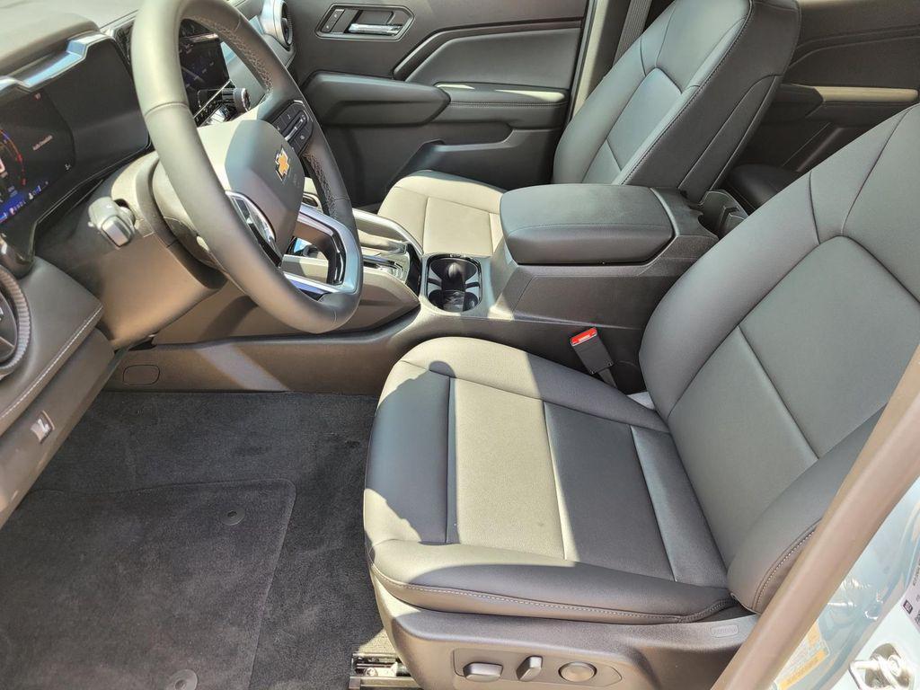 new 2026 Chevrolet Colorado car, priced at $42,060