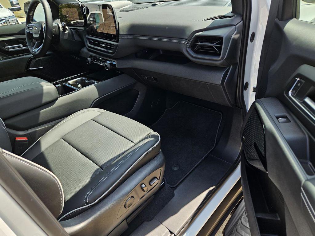 new 2025 Chevrolet Silverado EV car, priced at $64,695