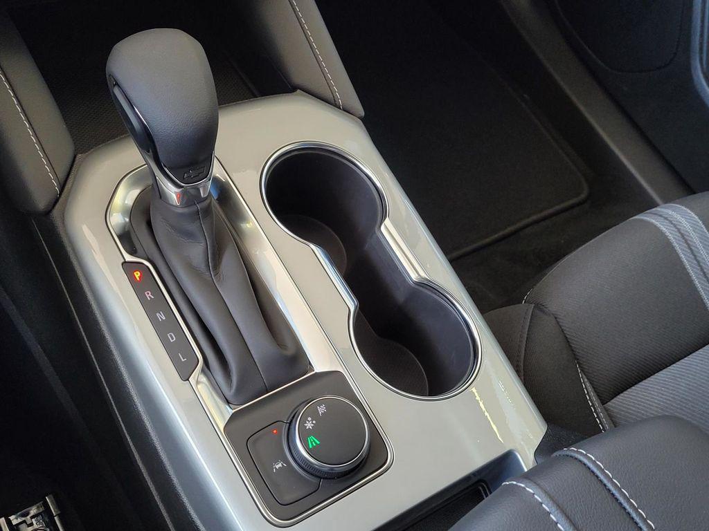 new 2025 Chevrolet Blazer car, priced at $34,095