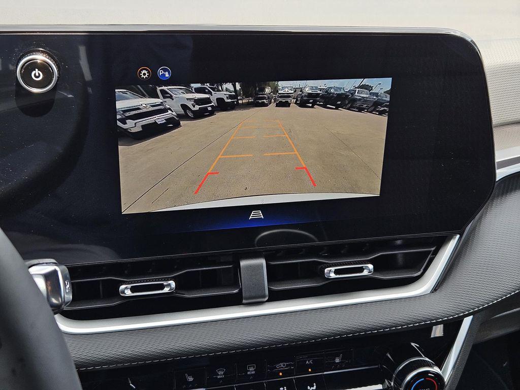 new 2026 Chevrolet Equinox car, priced at $28,595
