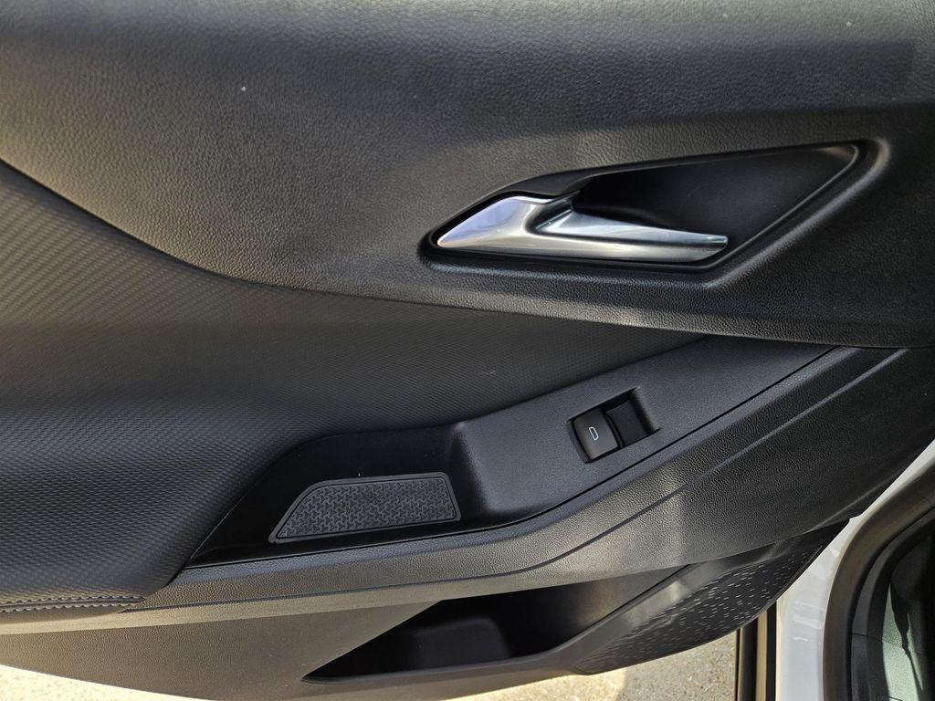new 2026 Chevrolet Equinox car, priced at $28,595