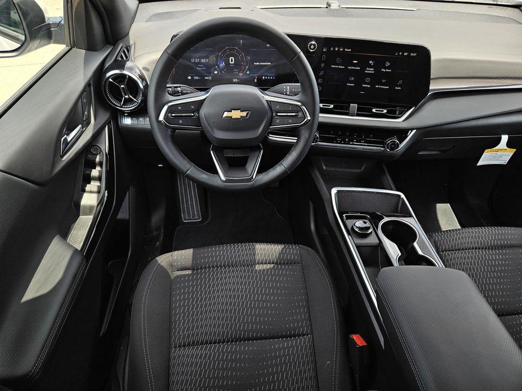 new 2026 Chevrolet Equinox car, priced at $28,595