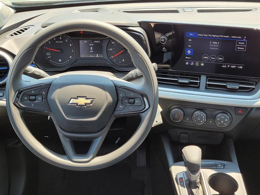 new 2025 Chevrolet Trax car, priced at $20,390