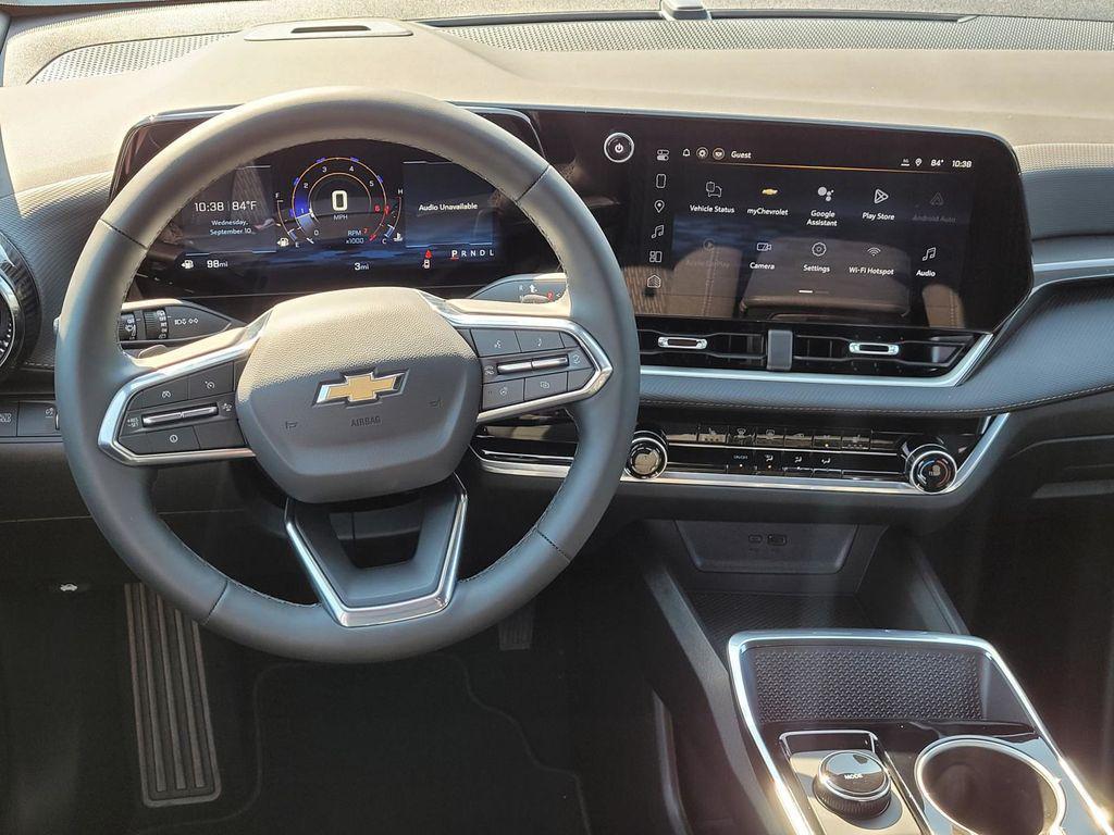 new 2026 Chevrolet Equinox car, priced at $26,495