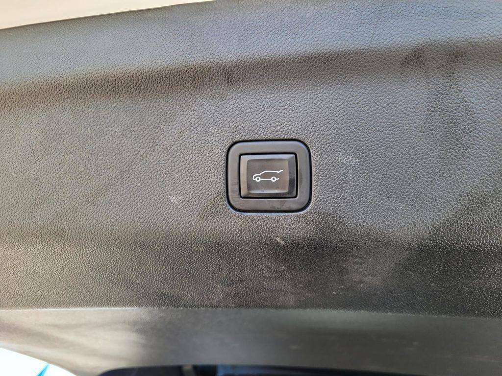 used 2023 Chevrolet Suburban car, priced at $39,992