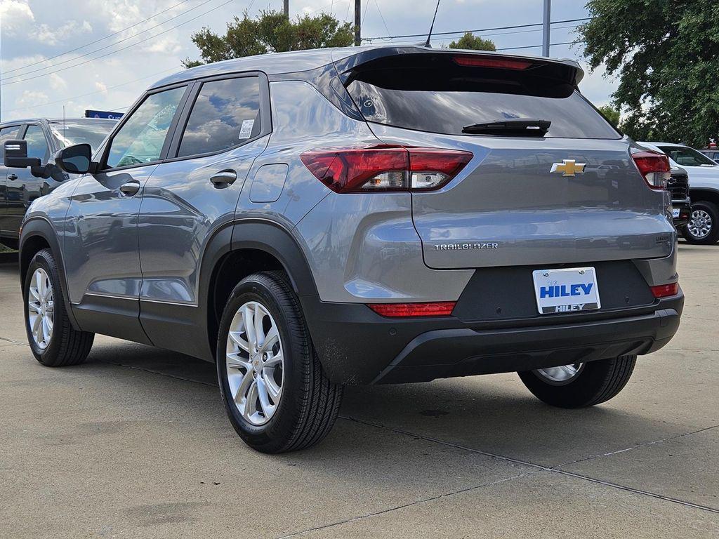 new 2026 Chevrolet TrailBlazer car, priced at $22,375
