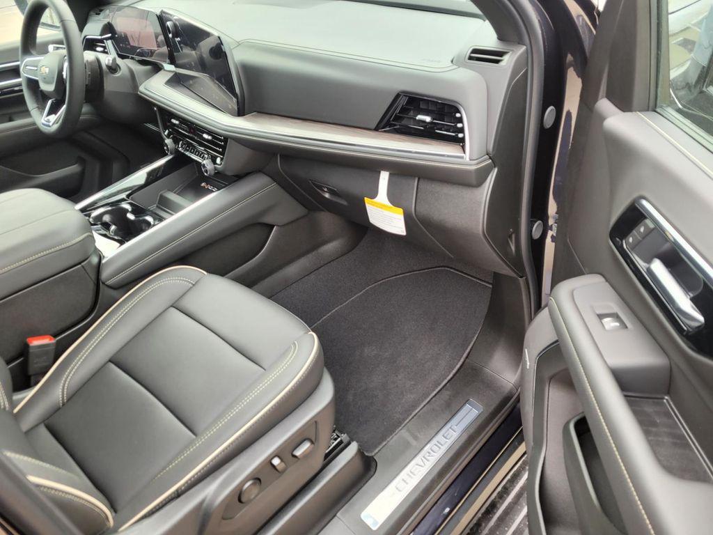 new 2025 Chevrolet Tahoe car, priced at $70,820