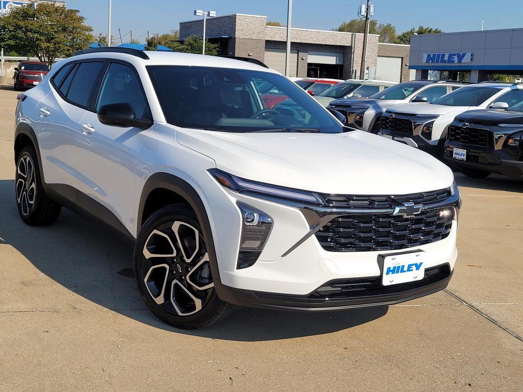 new 2025 Chevrolet Trax car, priced at $23,395