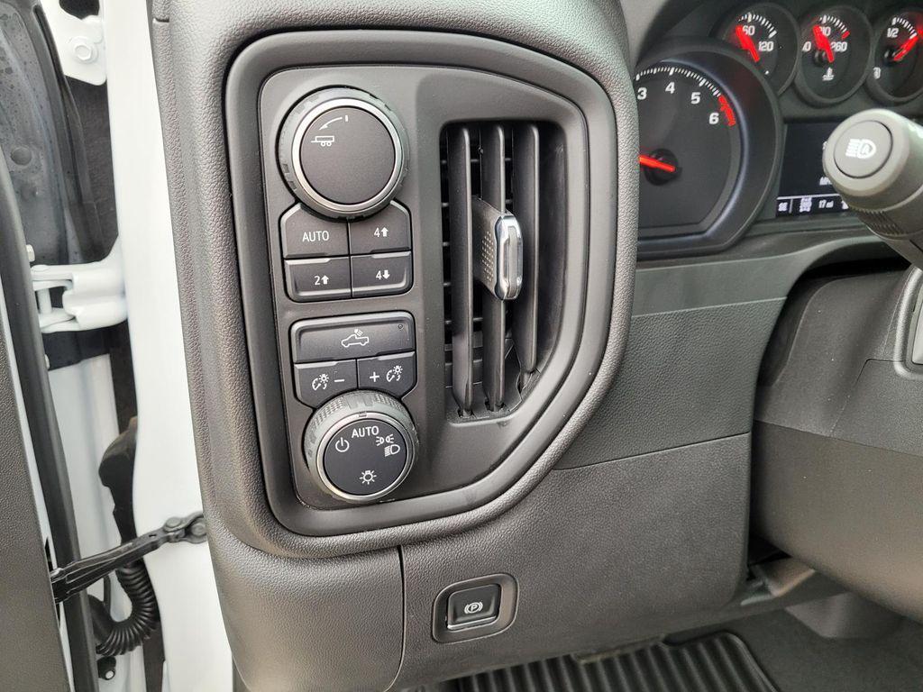 new 2025 Chevrolet Silverado 1500 car, priced at $44,445