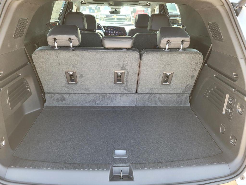 new 2026 Chevrolet Traverse car, priced at $58,171