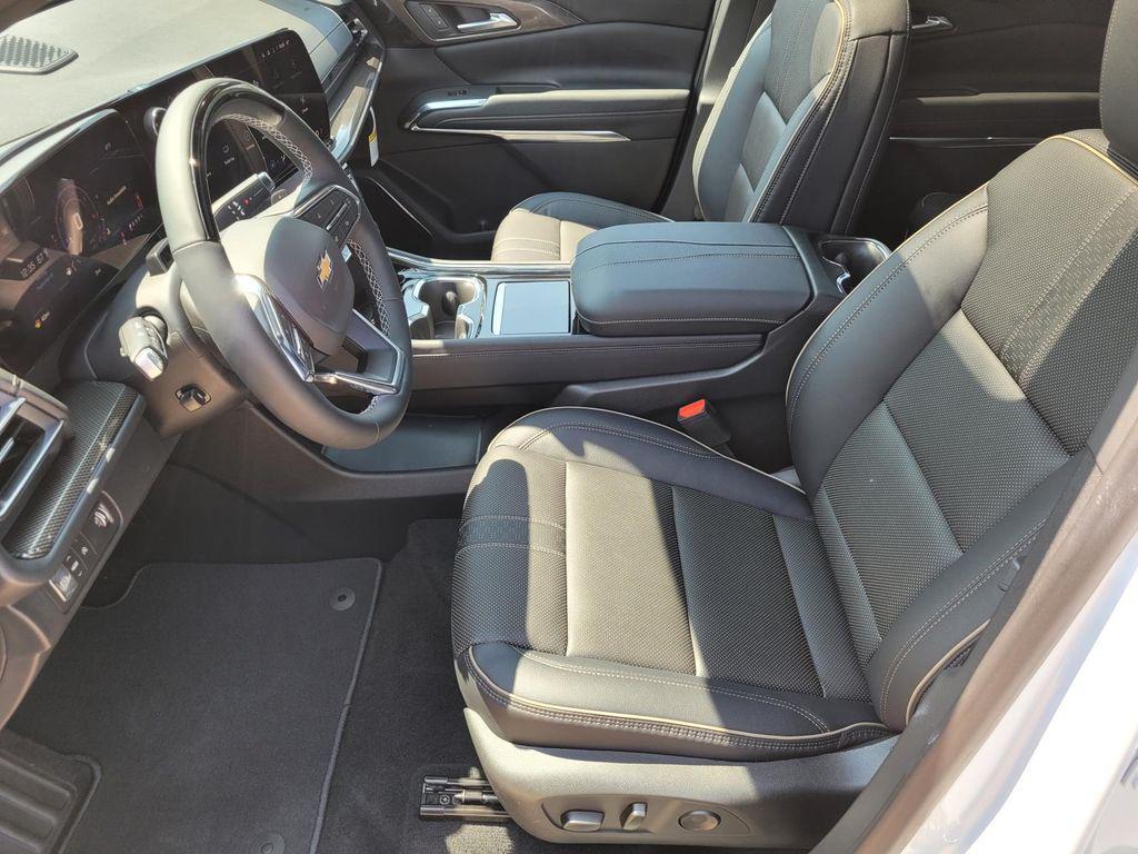 new 2026 Chevrolet Traverse car, priced at $58,171