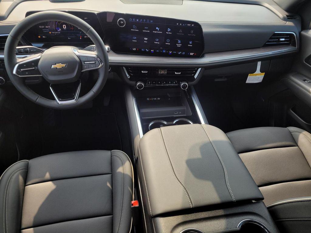 new 2025 Chevrolet Suburban car, priced at $69,495