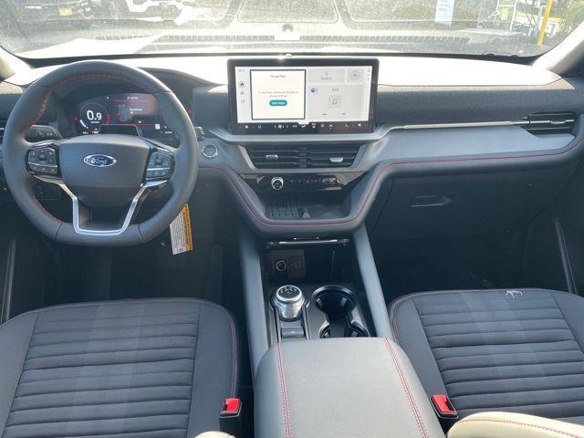 new 2025 Ford Explorer car, priced at $51,543