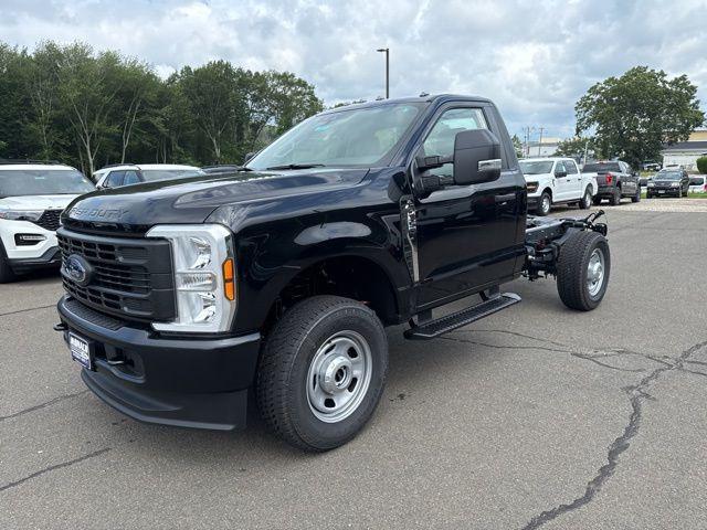 new 2025 Ford F-350 car, priced at $56,152