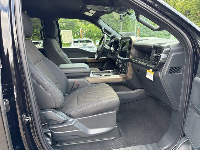 new 2025 Ford F-150 car, priced at $48,547