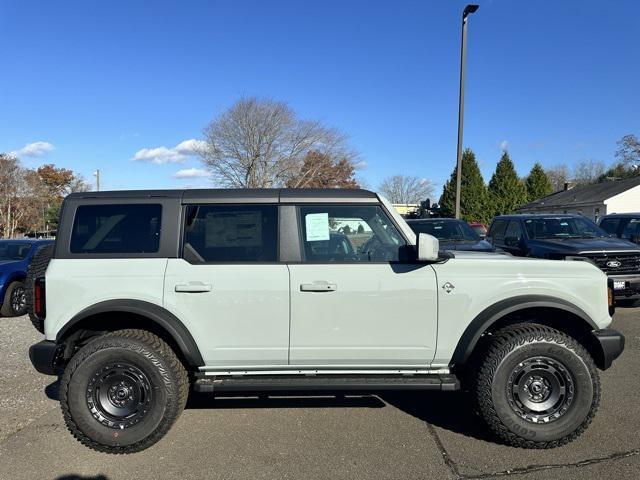 new 2024 Ford Bronco car, priced at $55,576