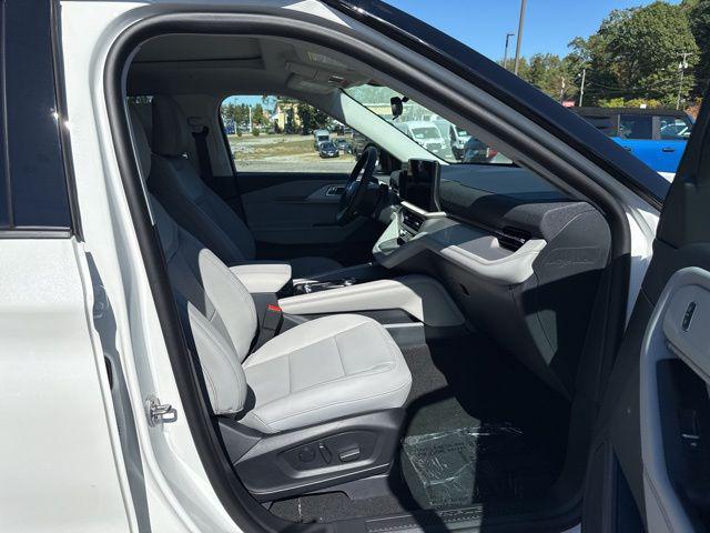 new 2025 Ford Explorer car, priced at $49,392