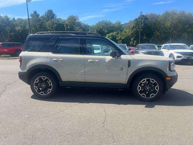 new 2025 Ford Bronco Sport car, priced at $38,295