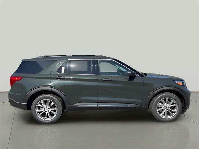 new 2024 Ford Explorer car, priced at $48,475