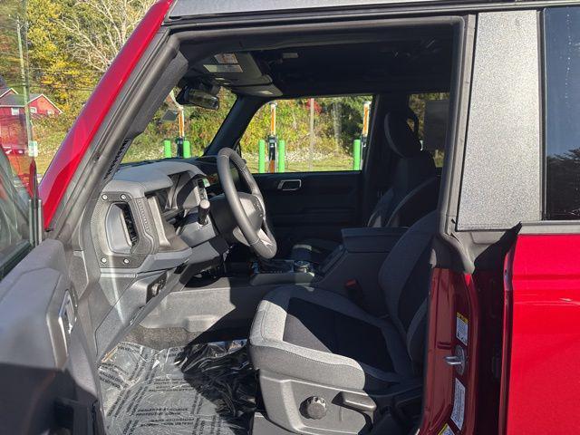 new 2025 Ford Bronco car, priced at $46,966