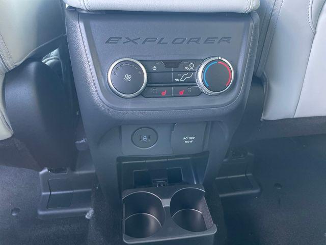 new 2025 Ford Explorer car