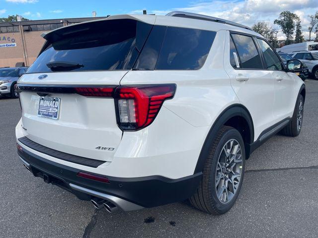 new 2025 Ford Explorer car