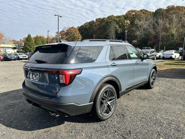 new 2025 Ford Explorer car, priced at $61,490