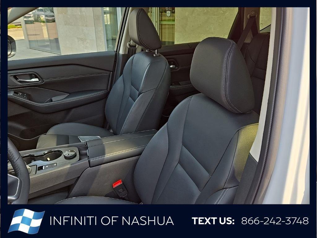 used 2024 Nissan Rogue car, priced at $31,200