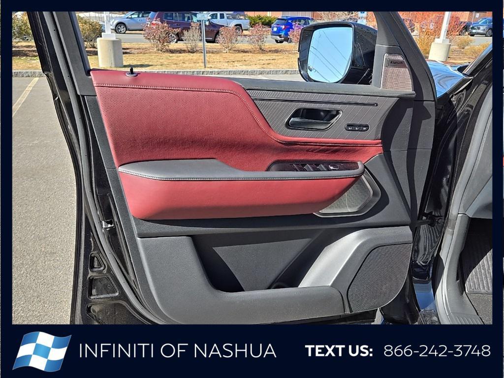 new 2025 INFINITI QX80 car, priced at $112,590