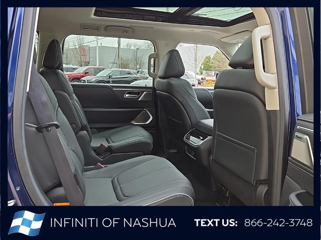 new 2025 INFINITI QX80 car, priced at $98,714