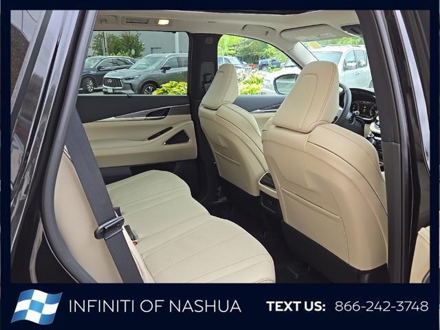 new 2025 INFINITI QX60 car, priced at $58,924