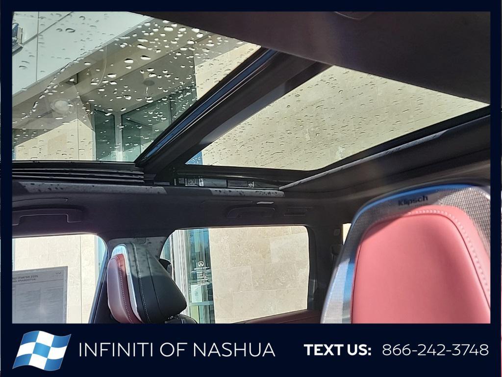 new 2025 INFINITI QX80 car, priced at $111,090