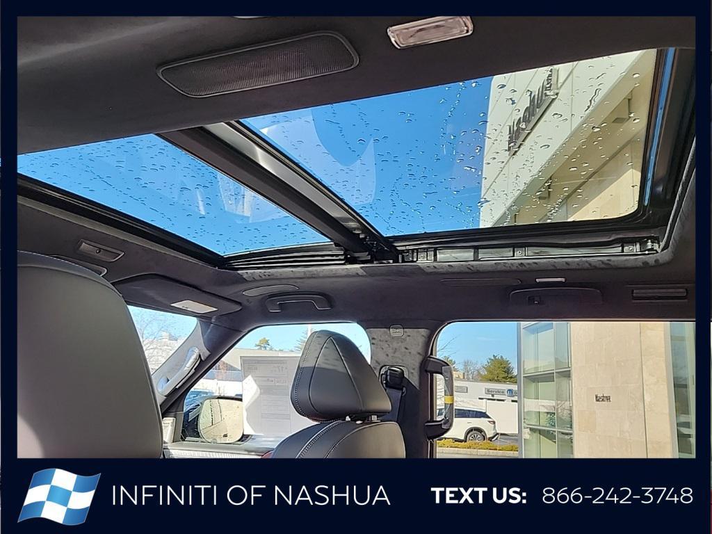 new 2025 INFINITI QX80 car, priced at $111,090