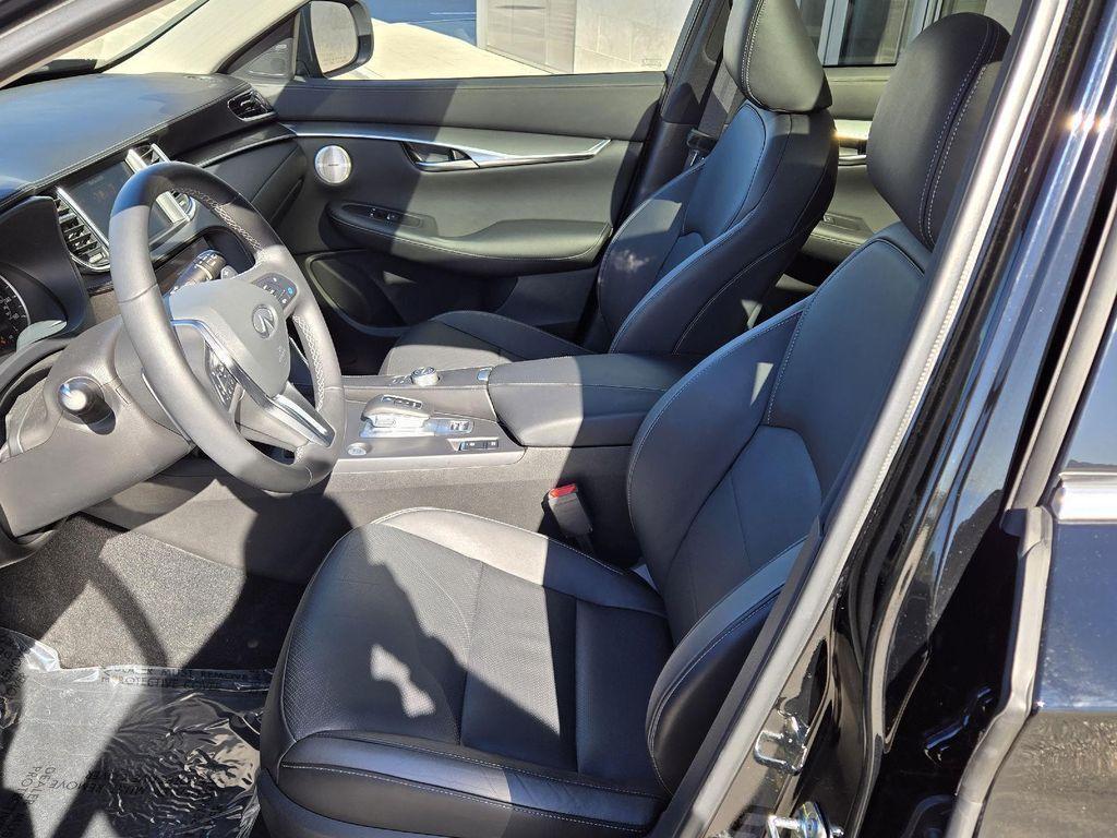 used 2025 INFINITI QX50 car, priced at $36,900