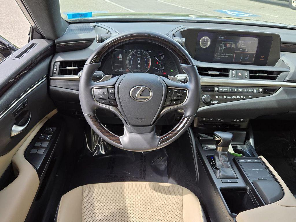 used 2019 Lexus ES 350 car, priced at $27,700