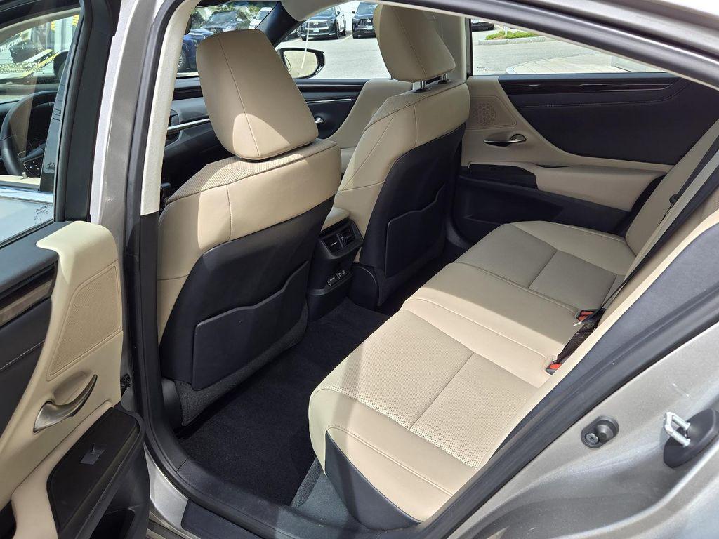 used 2019 Lexus ES 350 car, priced at $27,700