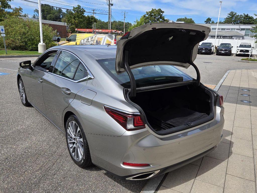used 2019 Lexus ES 350 car, priced at $27,700