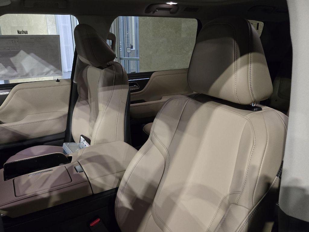 new 2026 INFINITI QX80 car, priced at $86,608