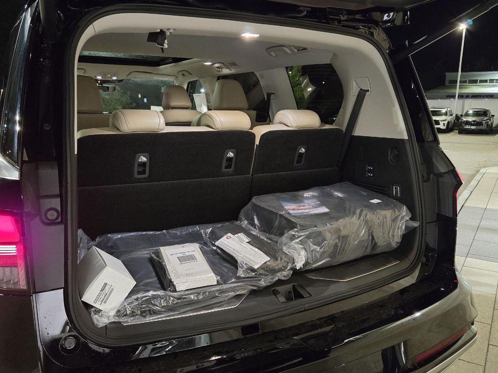 new 2026 INFINITI QX80 car, priced at $86,608