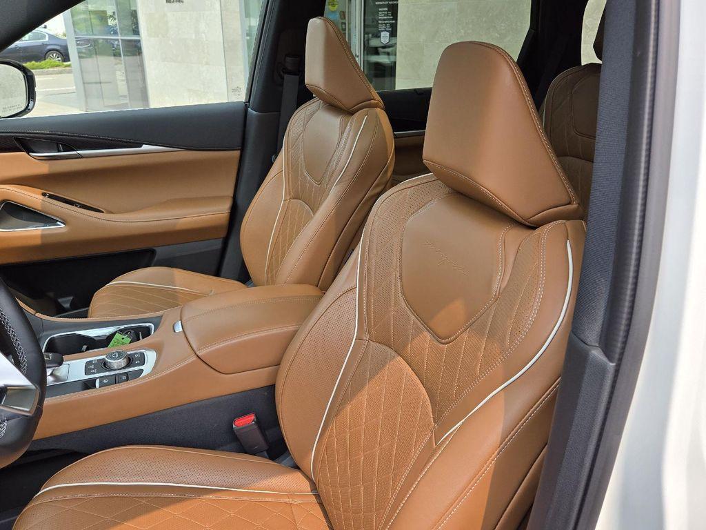 used 2025 INFINITI QX60 car, priced at $52,670