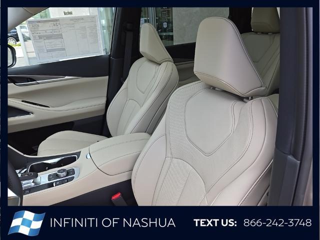 new 2025 INFINITI QX60 car, priced at $58,924