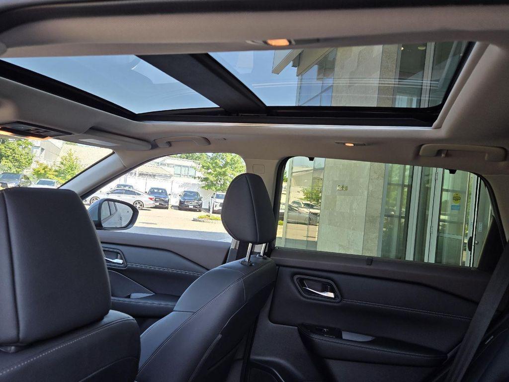 used 2023 Nissan Rogue car, priced at $31,377