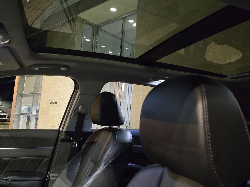 used 2023 Kia Sorento car, priced at $29,677