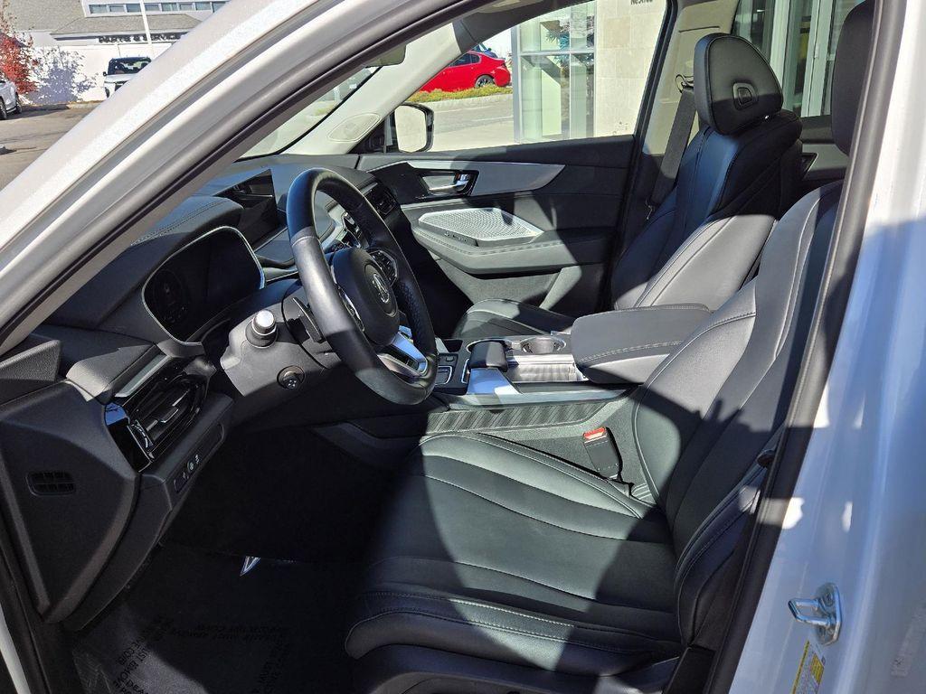 used 2023 Acura MDX car, priced at $39,997