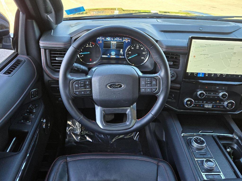 used 2022 Ford Expedition car, priced at $45,270