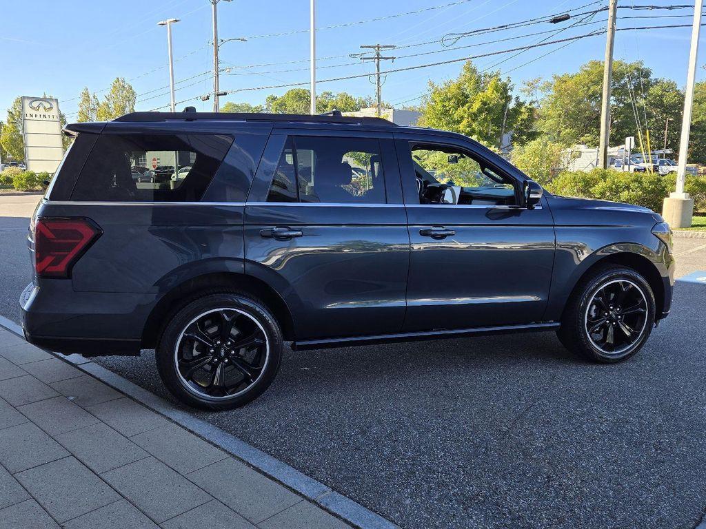 used 2022 Ford Expedition car, priced at $45,270