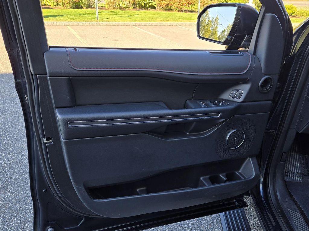 used 2022 Ford Expedition car, priced at $45,270